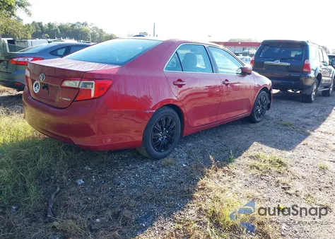 2013 Toyota Camry L z USA, uszkodzony, nr VIN 4T4BF1FK9DR279602